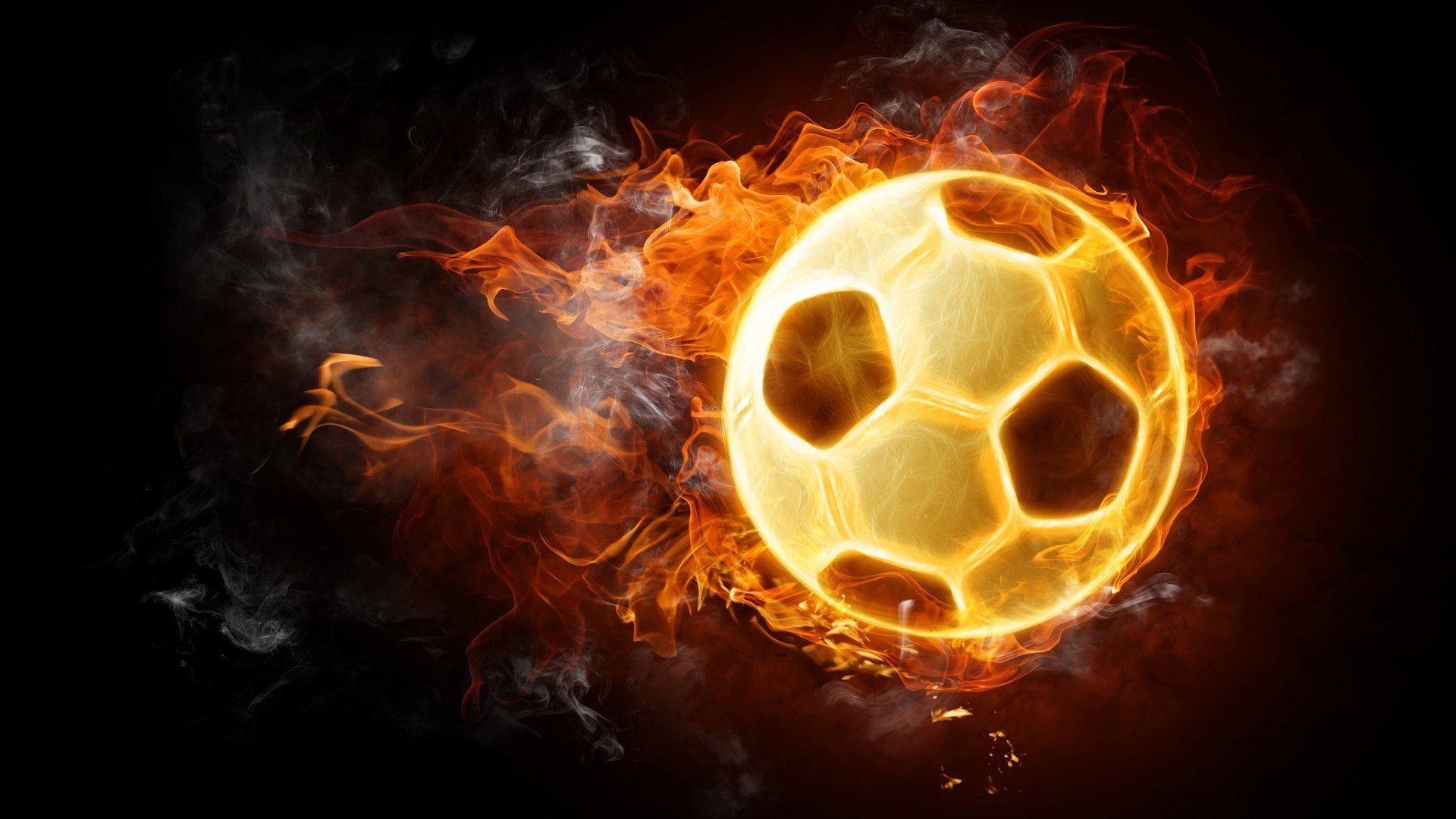 绿色环保足球场在全国范围逐步推广使用，足球环保创意作品